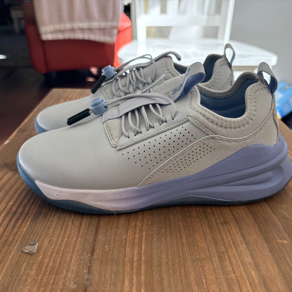 Clove Comfort Nursing Shoe